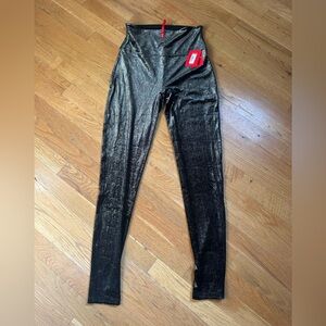 Spanx Velvet Metallic Shapewear Leggings-Medium NWT